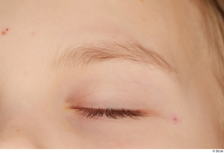 Novel eye eye socket eyebrow 0002.jpg